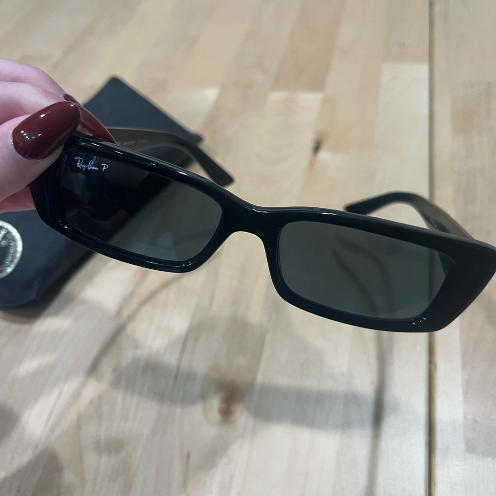 Ray-Ban Polished Black, Polarized, Rectangular Sunglasses with Case.